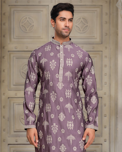 Artiste Silk Kurta - Embroidered Elegance