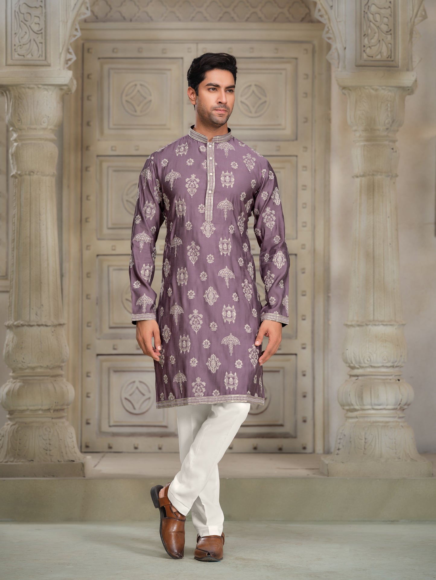 Artiste Silk Kurta - Embroidered Elegance