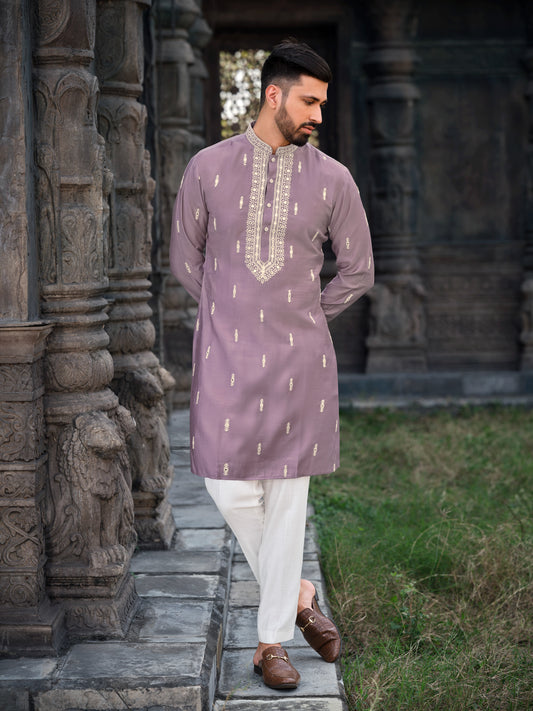 Lavender Silk Kurta with Intricate Embroidered Detailing