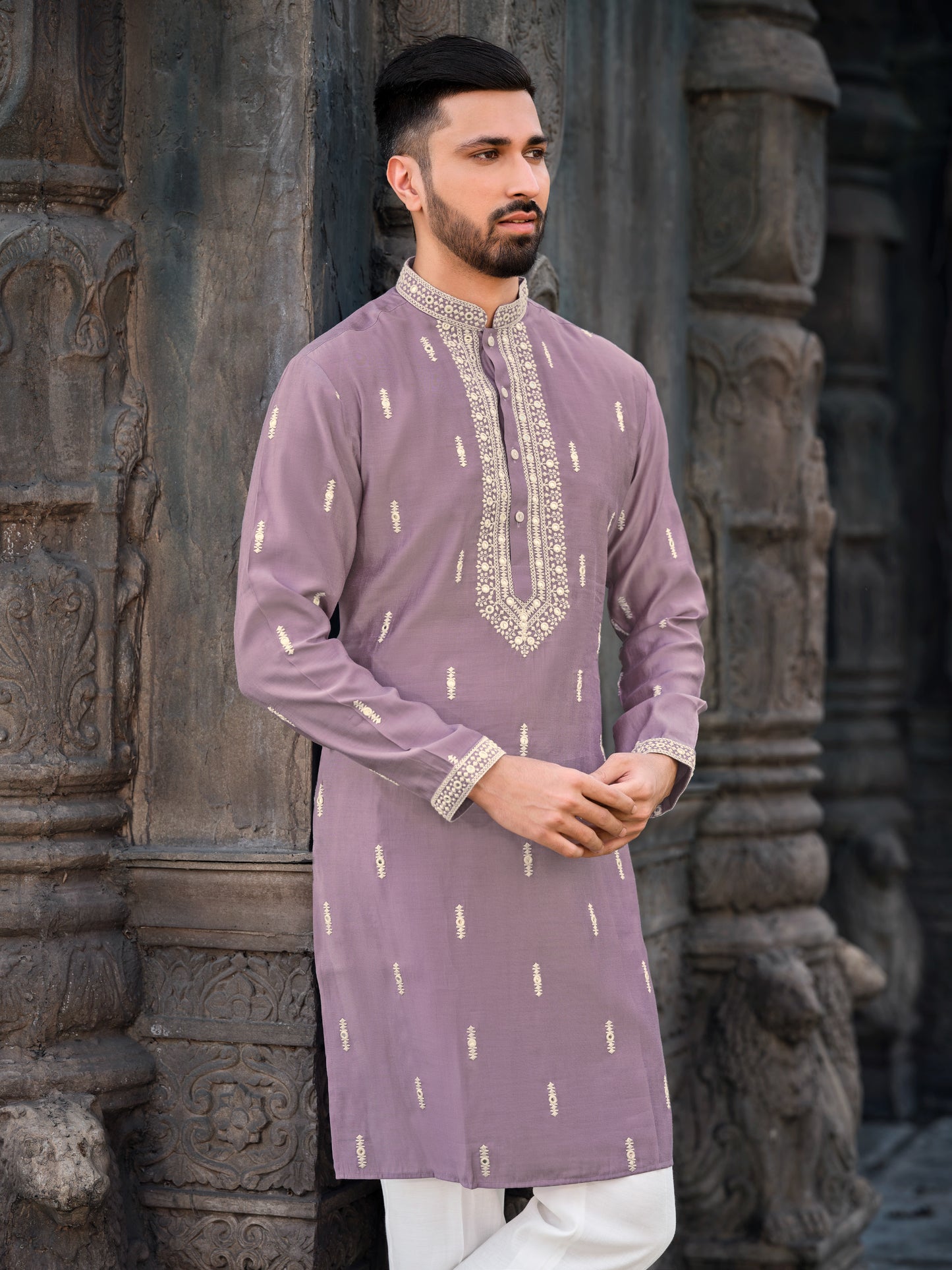 Lavender Silk Kurta with Intricate Embroidered Detailing